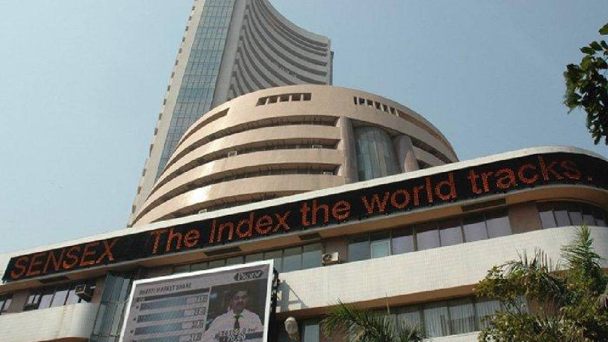 Market Today: Sensex Ends 114 Points Higher After Expiry-Day Spike, Nifty Slips 40 Points
