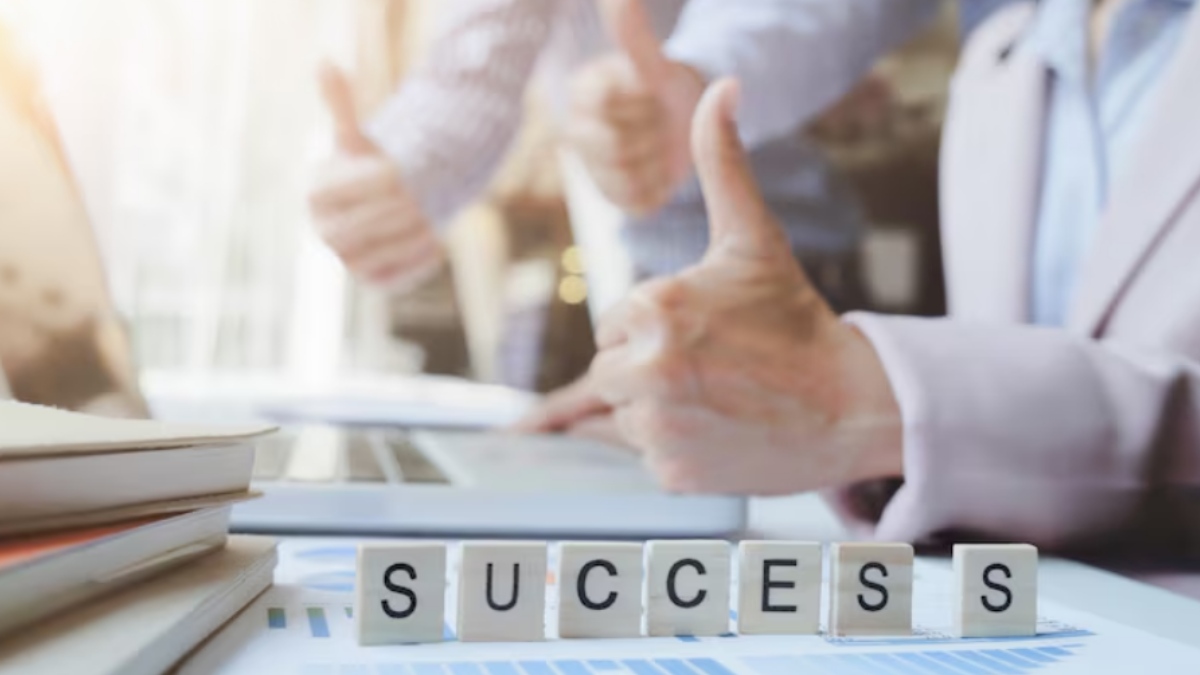 From Ordinary to Extraordinary: The Mindset That Leads to Lasting Success