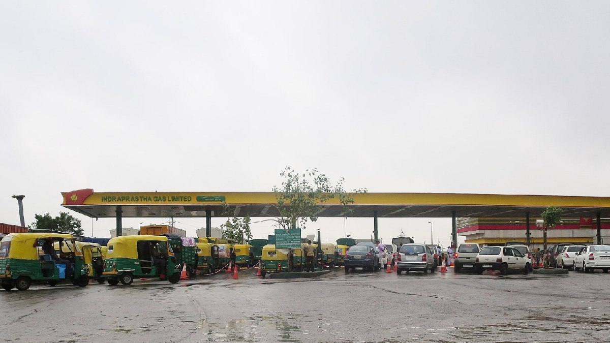 IGL Share Price Jumps 2% After Delhi-NCR CNG Price Hike Announcement