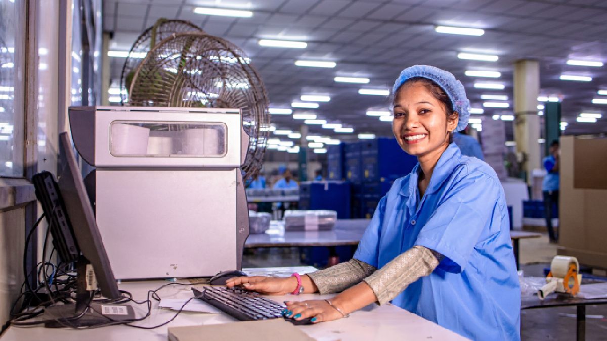 Exclusive: India’s Economy Losing Women Workers as 69% of Urban Women Stay Out of Workforce Over Childcare