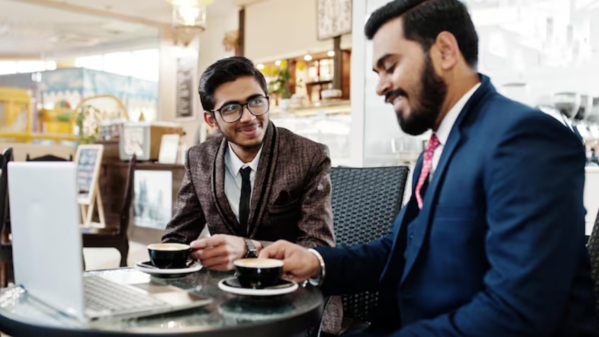 How to Start a Successful Business: A Step-by-Step Guide for Aspiring Entrepreneurs
