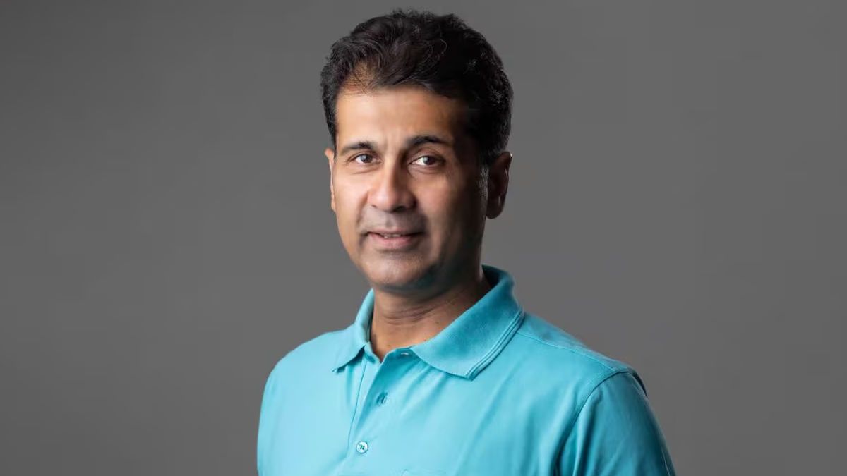 Rajiv Bajaj to Step Down from Bajaj Finserv Board, Focuses on Expanding Role at Bajaj Auto