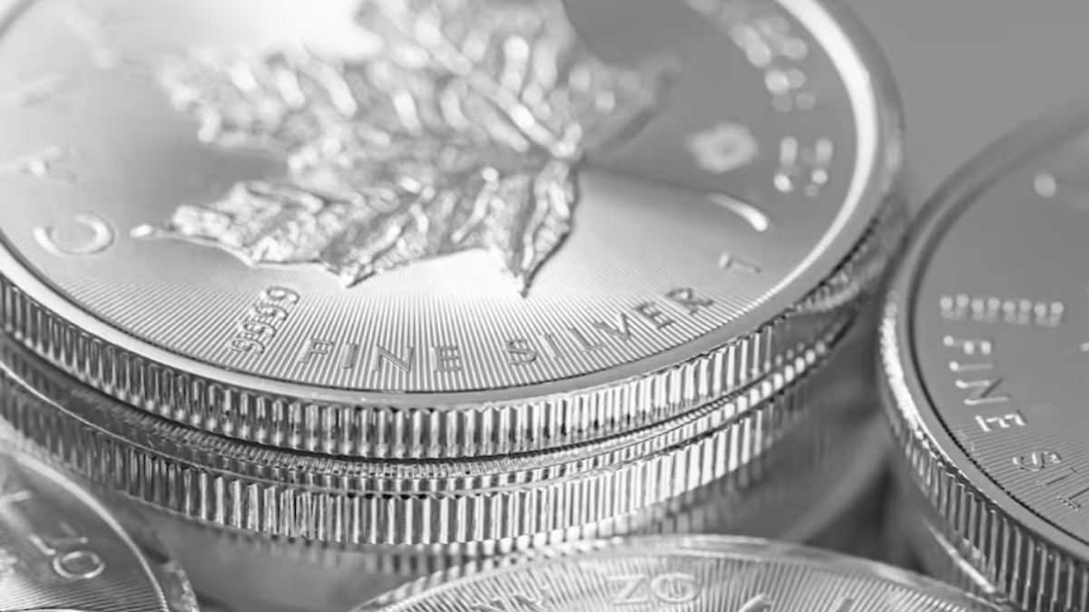 Silver Rate Today in Bangalore: Silver Hits ₹2,40,100 Per Kg; Check Latest Prices and August Trend