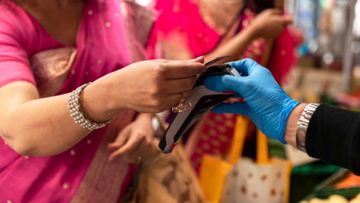 Best Time to Buy Gold or Silver in India: A Complete Guide for Smart Investors