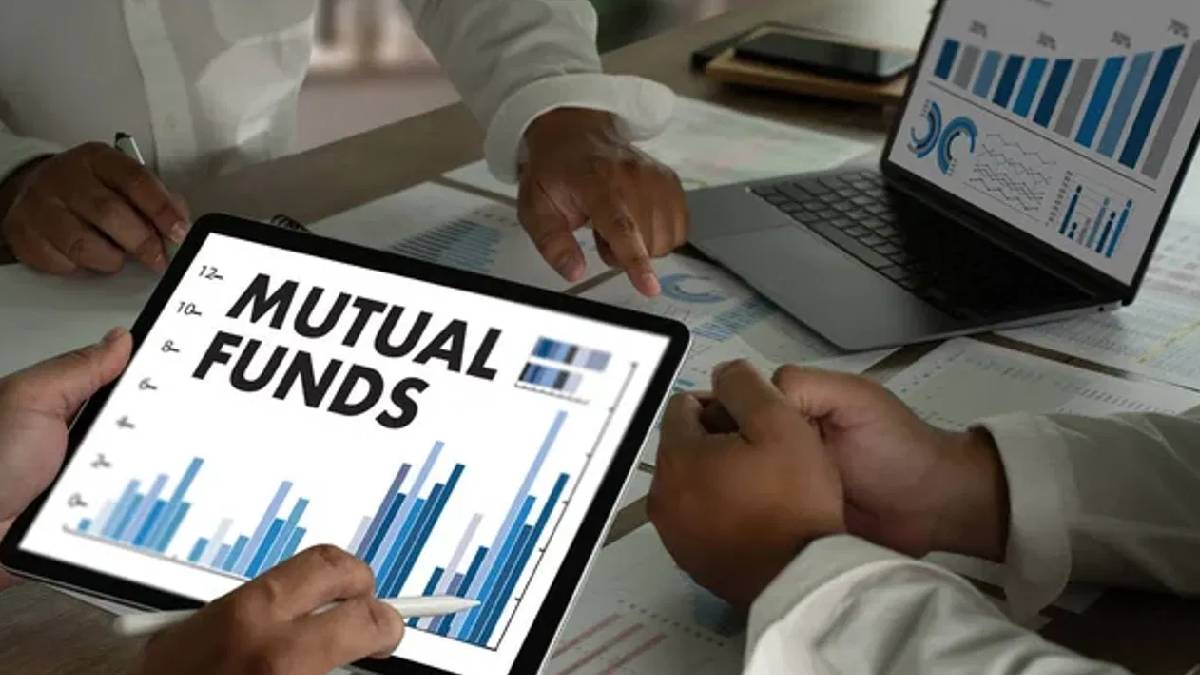 Mutual Funds: Equity Inflows Fall 15% in July, Debt Funds Deliver Stellar Performance