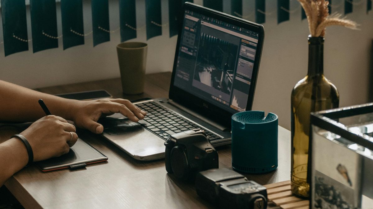 Myfinbright Desk